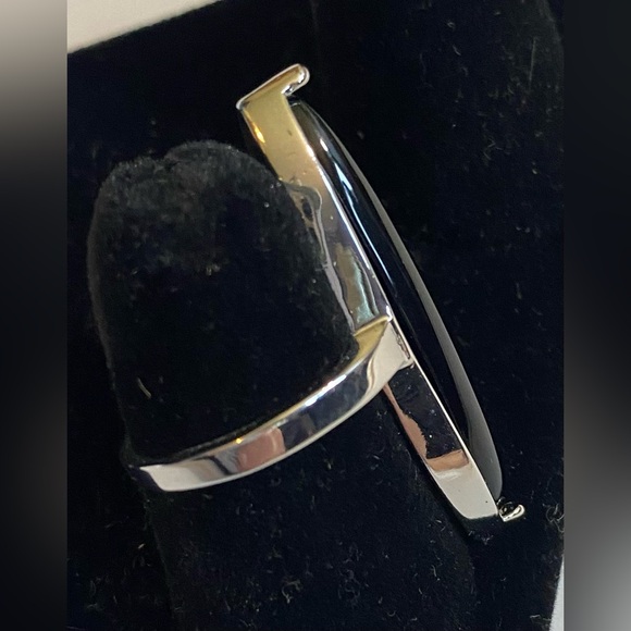 NEW Beyond Rings Genuine Onyx Elongated Silver Ring Size 7 - Picture 4 of 5